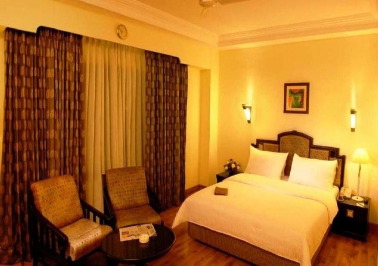 Hotel CAG Pride Coimbatore Exterior foto